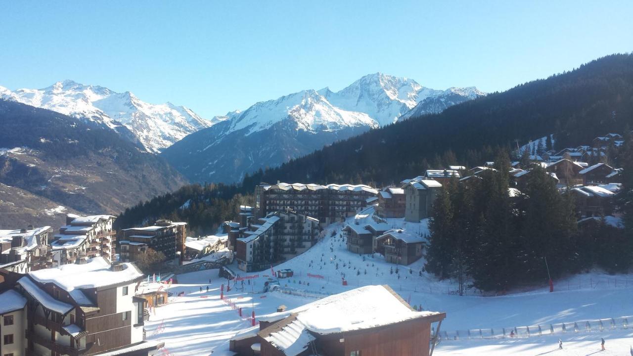 Superbe Appartement En Residence Skis Aux Pieds Courchevel Exterior foto